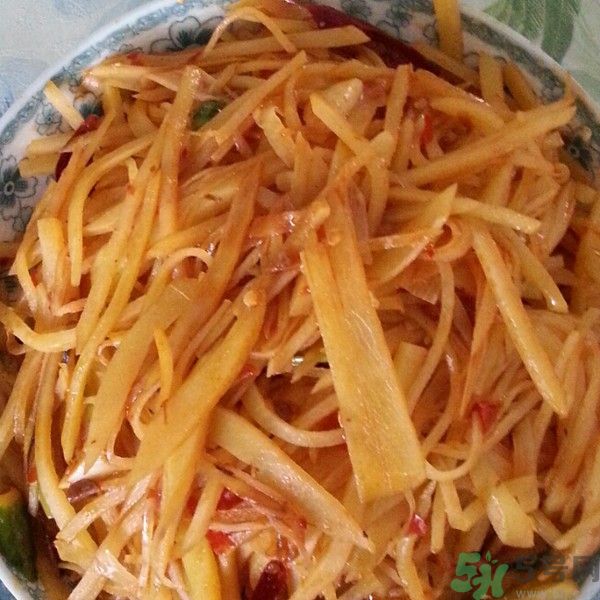 豆瓣醬的做法？豆瓣醬和黃豆醬的區(qū)別？