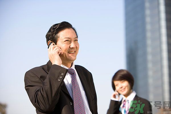為什么中年人容易出軌？中年人出軌是什么原因？
