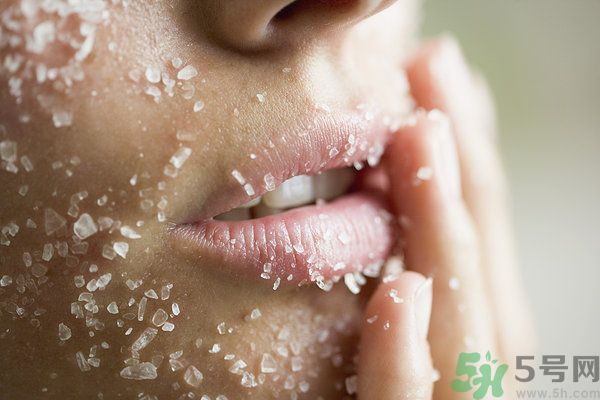 洗澡的時候可以敷面膜嗎？敷面膜和洗澡的順序
