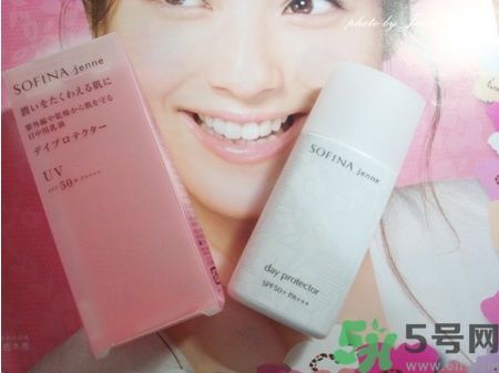 蘇菲娜sofina防曬霜哪款好用？sofina防曬白蕾絲藍(lán)蕾絲區(qū)別