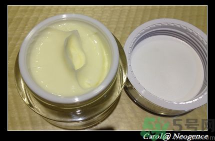 霓凈思適合什么年齡段？Neogence是什么化妝品牌子？