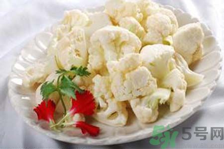 花菜發(fā)霉了可以吃嗎？吃了發(fā)霉的花菜會(huì)怎樣？