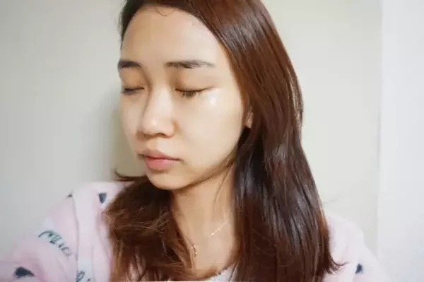 春雨黑盧卡面膜臉正在過敏可以用嗎？臉上過敏能用春雨黑盧卡面膜嗎