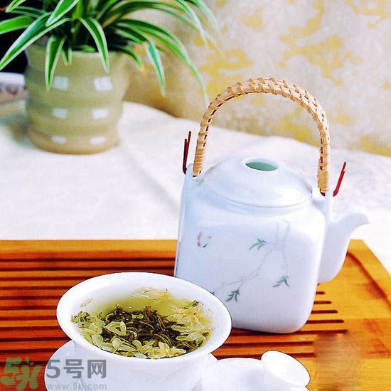 痛風(fēng)可以喝茉莉花茶嗎？痛風(fēng)喝茉莉花茶好嗎？