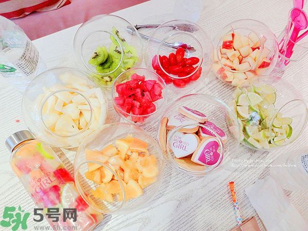 寵愛之名寵愛女孩面膜怎么樣？寵愛女孩礦物云絲面膜好用嗎？