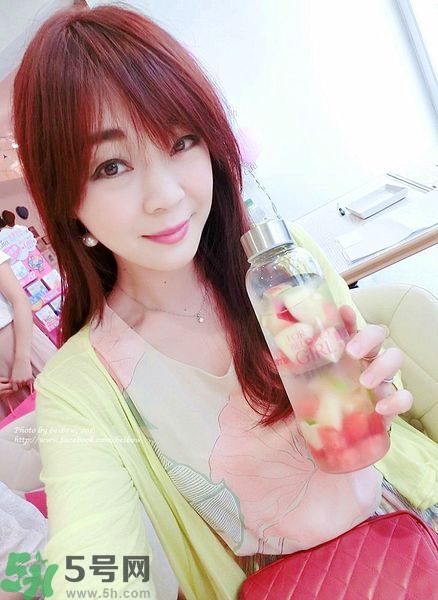 寵愛之名寵愛女孩面膜怎么樣？寵愛女孩礦物云絲面膜好用嗎？