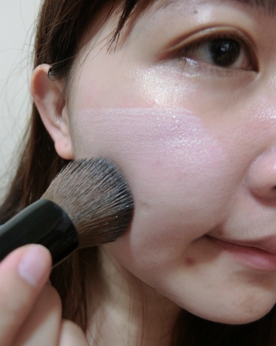 美寶蓮夢(mèng)幻奇跡控油透潤(rùn)持妝乳怎么樣？好用嗎？