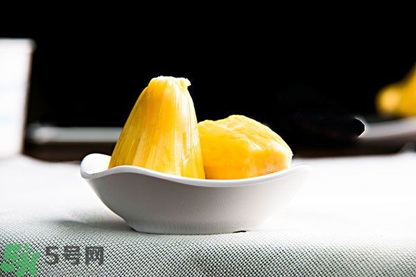 芒果晚上可以吃嗎？晚上吃芒果好嗎？