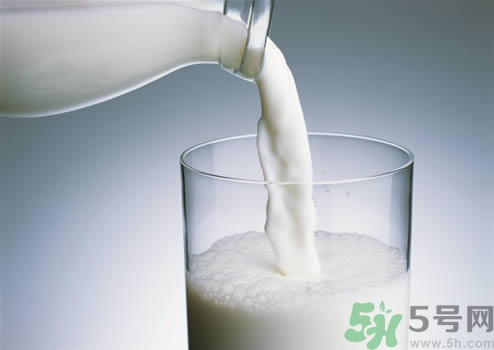 如何在家自制補(bǔ)水面膜？自制的面膜好用嗎？