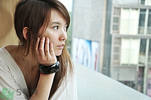 高冷是什么意思？別人說我高冷怎么辦？