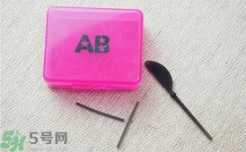 單眼皮怎么變雙眼皮了？單眼皮上面有一條線