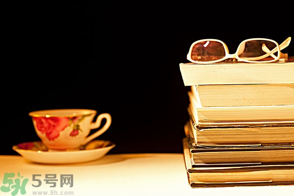 熬夜第二天怎么保持精神？熬夜第二天頭疼怎么辦？