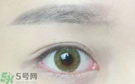 單眼皮怎么變雙眼皮了？單眼皮上面有一條線