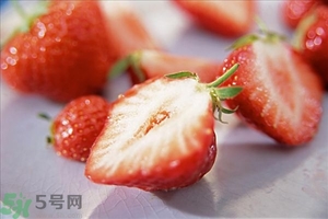 打噴嚏真的是有人在想你嗎？打噴嚏是有人罵你嗎？