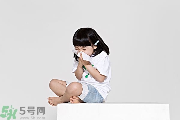 打噴嚏真的是有人在想你嗎？打噴嚏是有人罵你嗎？