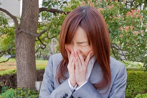 打噴嚏真的是有人在想你嗎？打噴嚏是有人罵你嗎？