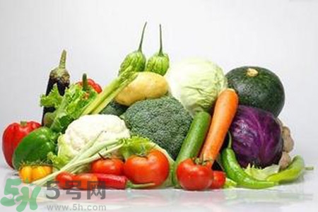 被洪水淹過的菜可以吃嗎？被洪水淹過的菜吃了對身體有害嗎？