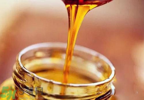 蜂蜜放久了可以吃嗎？蜂蜜放久了吃了會(huì)怎樣？