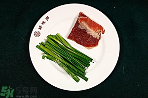 隔夜的韭菜能吃嗎？韭菜炒熟后第二天能吃嗎？