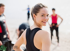 浮潛是什么意思？深潛和浮潛有什么區(qū)別？?