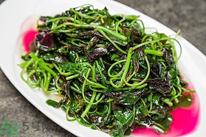 莧菜吃多了有什么壞處？莧菜吃多了大便紅色好嗎？