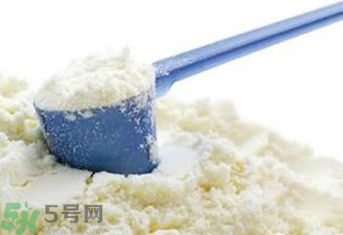 奶粉結(jié)塊是怎么回事？奶粉結(jié)塊可以吃嗎？