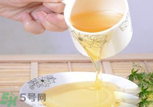 一天喝多少蜂蜜水合適？怎么正確喝蜂蜜水？