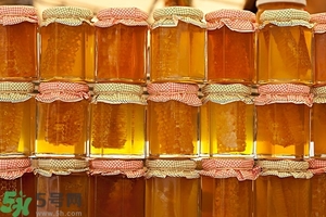 蜂蜜水一天喝幾次最好？一天喝多少蜂蜜水最好？