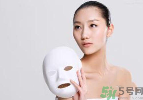 面膜敷在臉上辣辣的是怎么回事？敷面膜之后臉上感覺辣辣的是怎么回事？