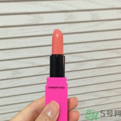 怎么選擇適合自己的口紅顏色？口紅顏色怎么選？
