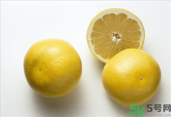柚子是熱性的嗎？吃柚子要注意什么？
