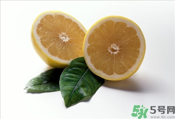 柚子是熱性的嗎？吃柚子要注意什么？