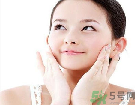 卸妝油怎么用？卸妝油的正確使用方法