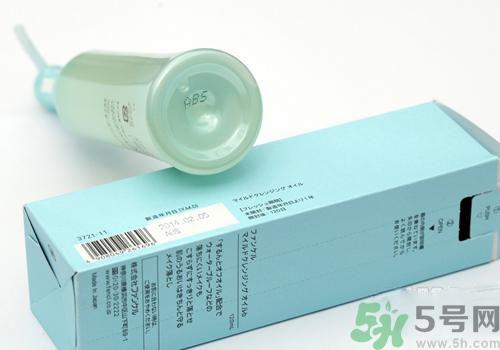 卸妝油怎么用？卸妝油的正確使用方法