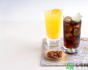 可樂第二天還可以喝嗎？隔夜的碳酸飲料可以喝嗎？