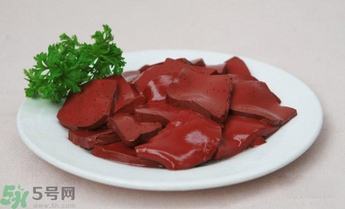 做完手術(shù)可以吃豬血嗎？手術(shù)后可以吃豬血嗎？