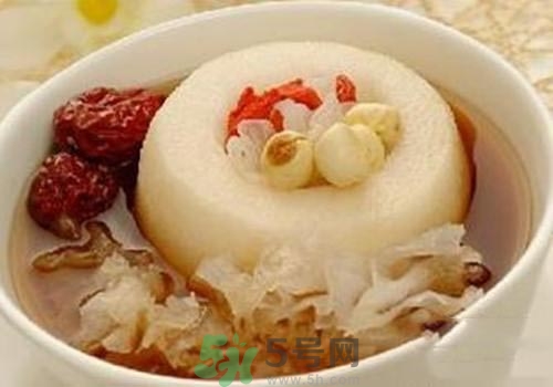 冰糖雪梨要去核嗎？燉冰糖雪梨要去核嗎？