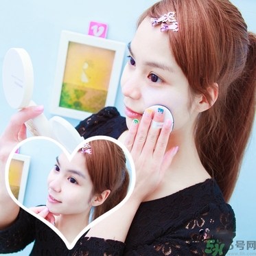 悅詩風(fēng)吟瑩潤調(diào)色氣墊隔離霜怎么用？悅詩風(fēng)吟瑩潤調(diào)色氣墊隔離霜使用方法