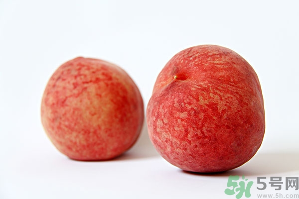 桃子裂口是什么原因？表面有裂口的桃子能吃嗎？