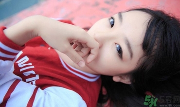 12歲女孩性早熟怎么辦？還會長高嗎？