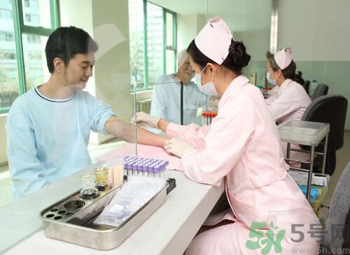 獻(xiàn)血后可以洗澡嗎？抽血后可以洗澡嗎？