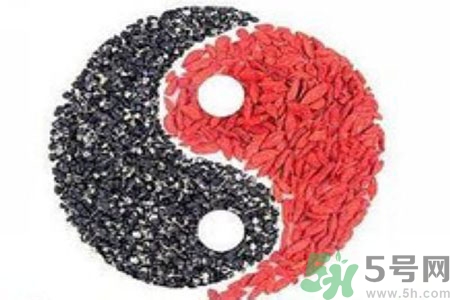 黑枸杞和紅枸杞有什么區(qū)別？黑枸杞和紅枸杞哪個(gè)好？