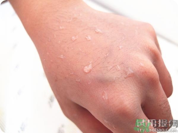安耐曬為什么那么?。堪材蜁袷撬疇钜后w的嗎？