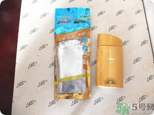 安耐曬為什么那么??？安耐曬是水狀液體的嗎？