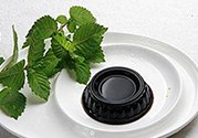 仙草是龜苓膏嗎？仙草和龜苓膏的區(qū)別？