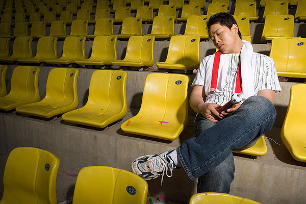 睡眠不足頭痛是什么原因？睡眠不足想吐怎么辦
