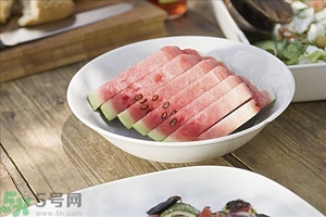 如何辨別西瓜生熟？怎么看西瓜熟不熟？