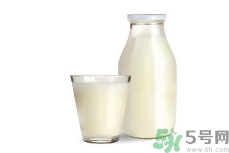 喝牛奶拉肚子怎么回事？?如何預(yù)防喝牛奶拉肚子呢？