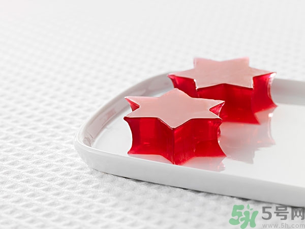 果凍吃了會胖嗎？果凍的熱量高嗎？