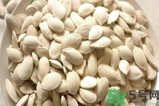 吃南瓜子的好處？吃南瓜子的壞處？